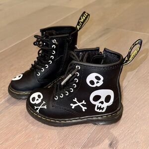 Dr Martens 1460 Skull & Bones Boots - toddler 9